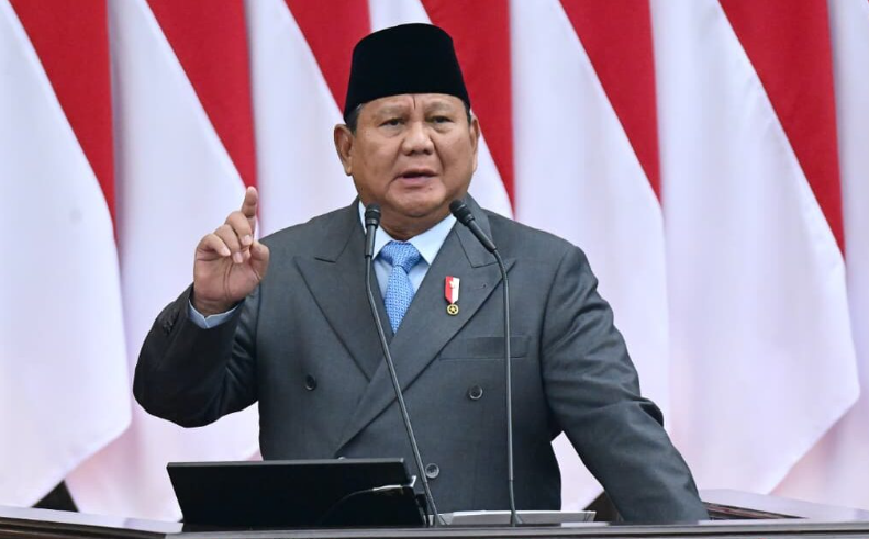 Presiden Prabowo Ungkap Menteri Pingsan dan Operasi Karena Kelelahan Kerja
