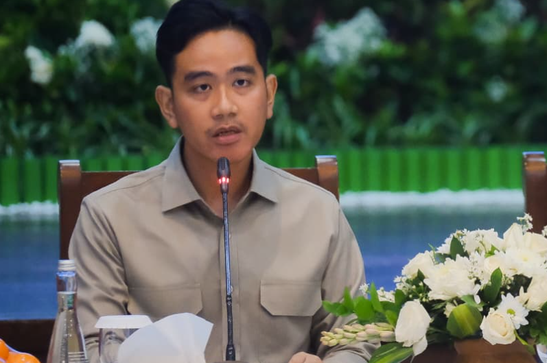 Polemik Ijazah Gibran: Terungkap Dia Tak Lulus SMA di Indonesia