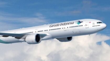 Garuda Indonesia Uji Coba Internet Cepat di Pesawat untuk Video Call di Ketinggian 30.000 Kaki