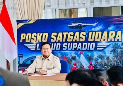 Presiden Prabowo Tiba di Kalbar untuk Pimpin Rapat Penanganan Karhutla