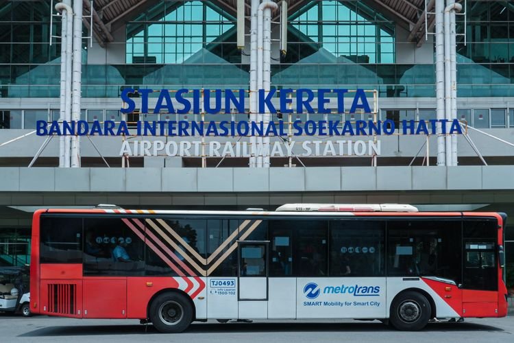 Tarif Transbandara Blok M-Soetta Naik Menjadi Rp15 Ribu, Penumpang Anggap Masih Layak