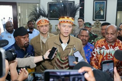 Percepat Pembangunan di Timur Indonesia, Menko AHY: Papua Harus Maju Bersama