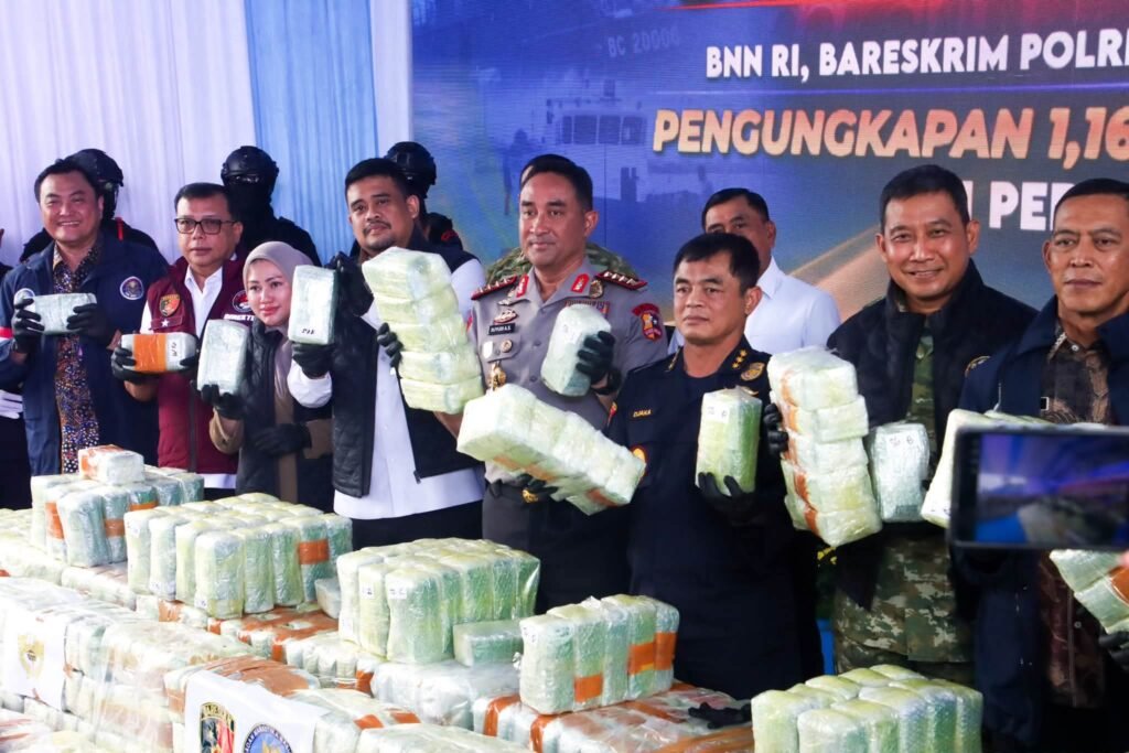 Kapolri Suyudi Ario Seto dan Rekam Jejak Pengungkapan 2,6 Ton Narkotika di Selat Malaka