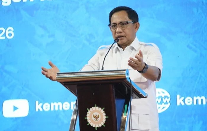 Mendagri Tito Rilis Surat Edaran Pengawasan MBG dan Pemeriksaan Kelayakan Dapur SPPG